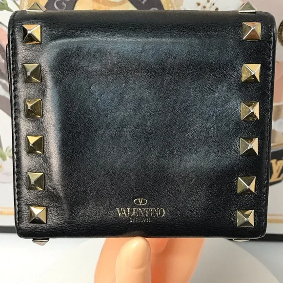 Valentino Garavani Rockstud Leather Trifold Wallet 😍🖤🔥 - Picture 4 of 17